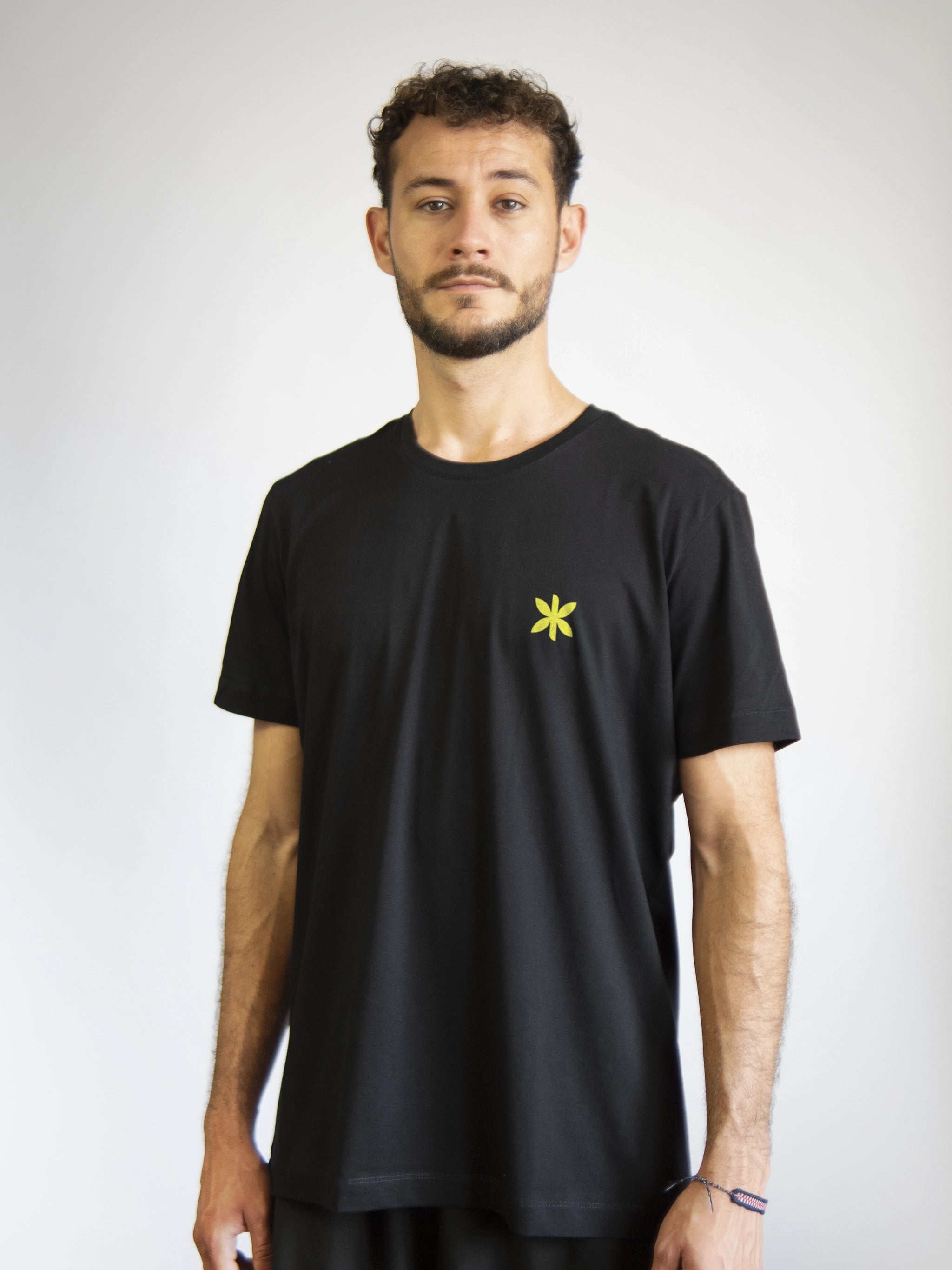 Camiseta Genesis